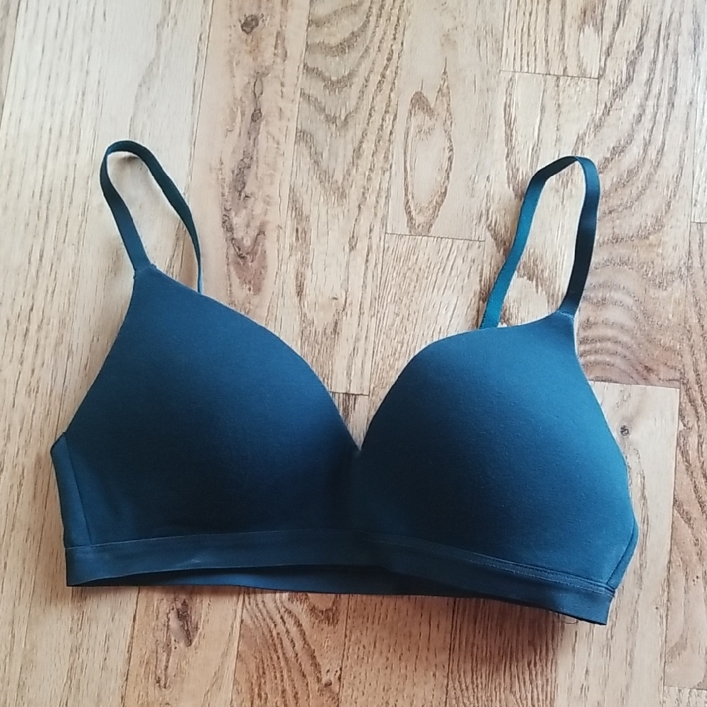 (S) La SENZA Jewel Tone Classic Casual Wireless Lightly Padded Comfortable